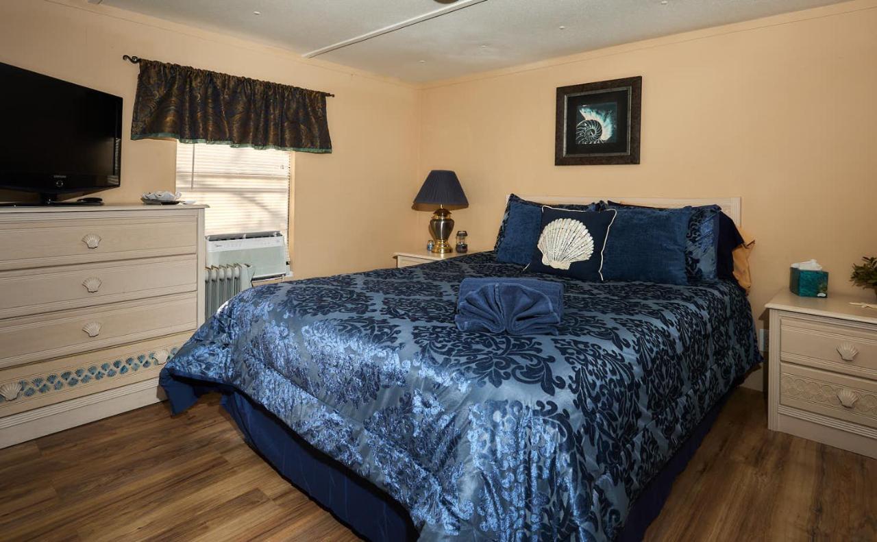 Room In Bb - Pleasant Days Bb Tropical Master Suite Homosassa Exteriér fotografie